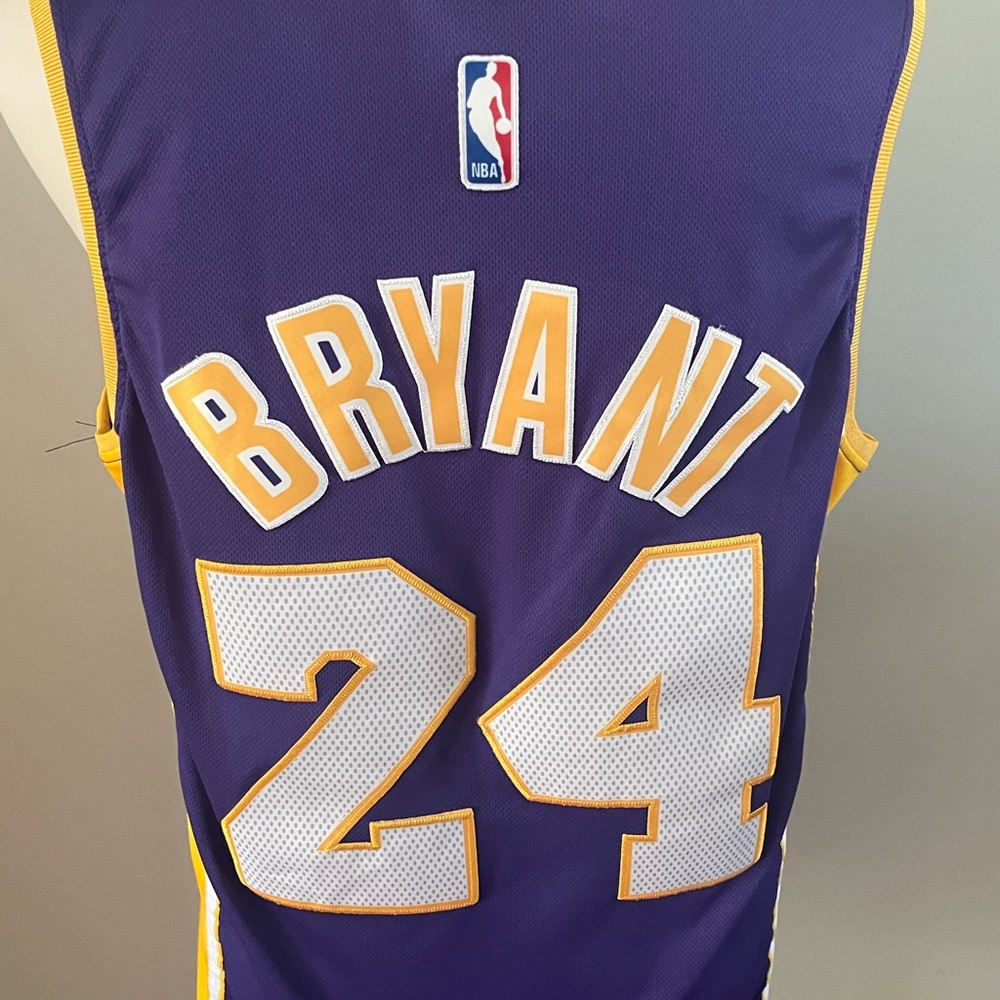 Kobe Bryant LA Laker NBA Adidas Jerseys Size Mens Small - Picture 2 of 5